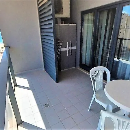 Rocha Tower 11a Apartment