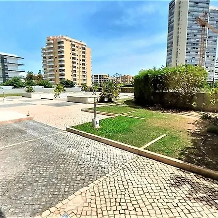 Rocha Tower 11a