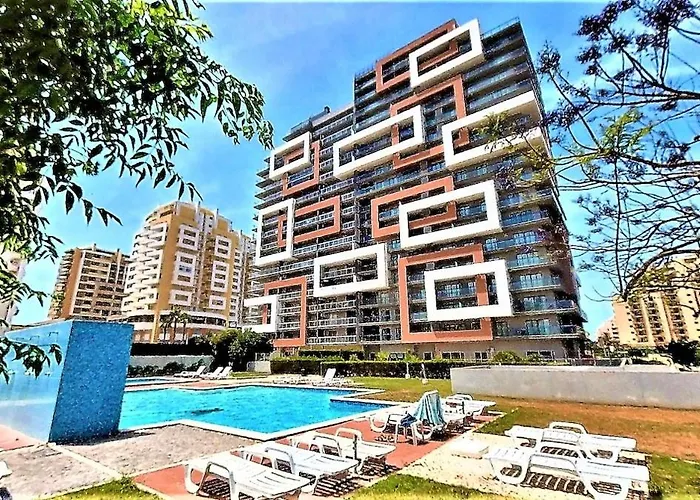 Rocha Tower 11a 아파트